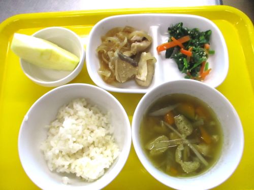 11月17日<ぶりと玉ねぎのみそ煮>